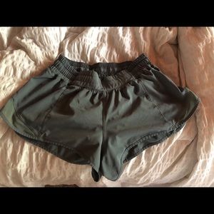 Lululemon Hotty Hot Short Size 6